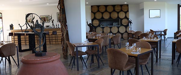 vue intérieur du restaurant la table du vigneron à cahors