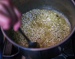 remuer bouillon risotto